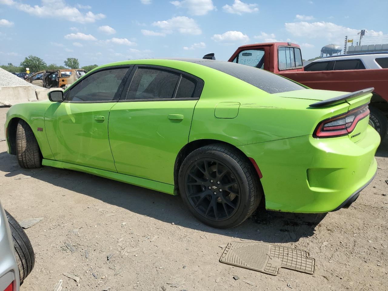2019 Dodge Charger VIN 2C3CDXGJ8KH647080 photo 2