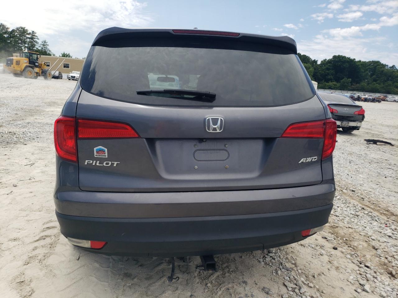 2018 Honda Pilot VIN 5FNYF6H54JB043781 photo 6