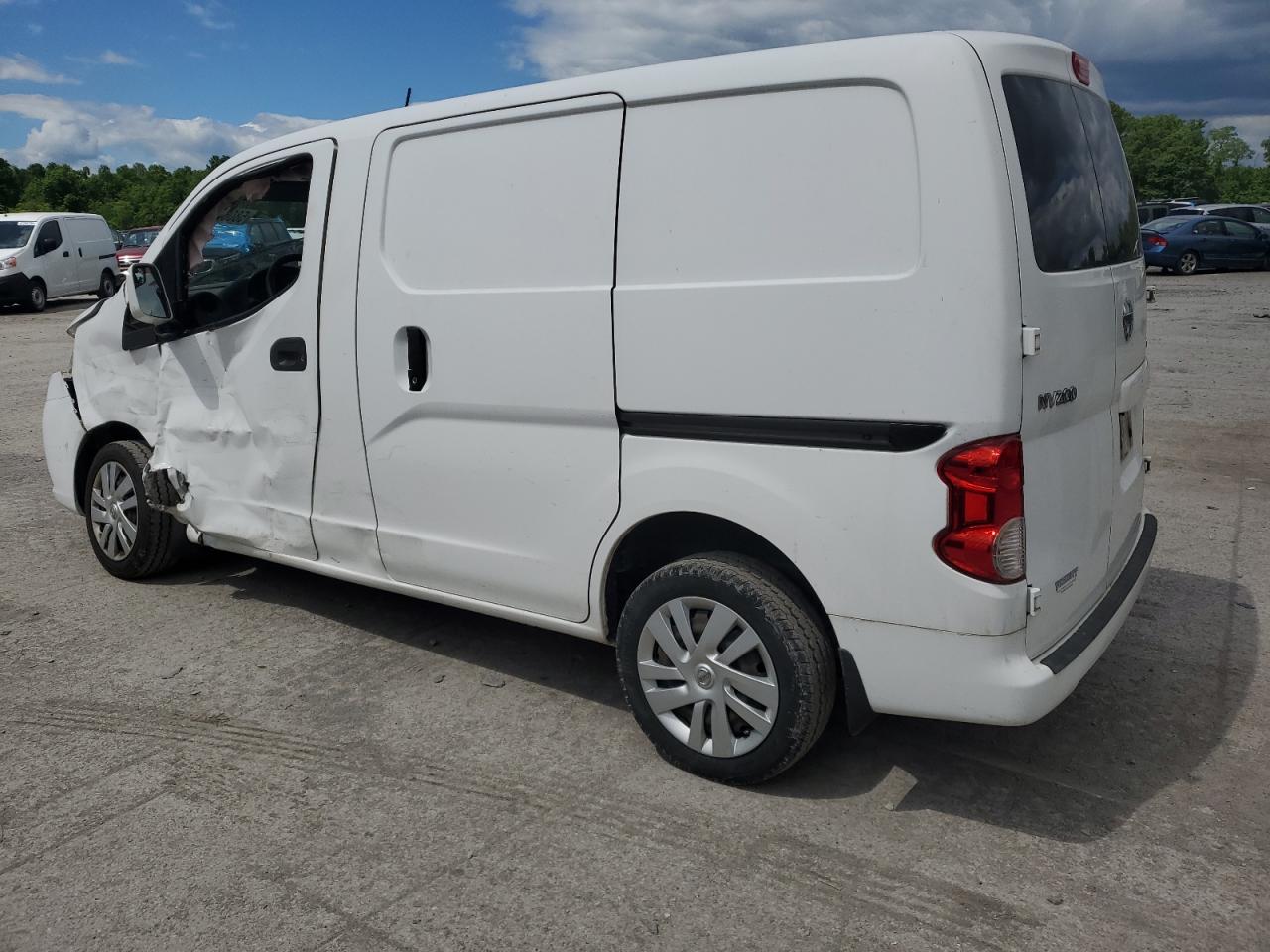 2017 NISSAN Nv VIN 3N6CM0KN7HK693306 photo 2