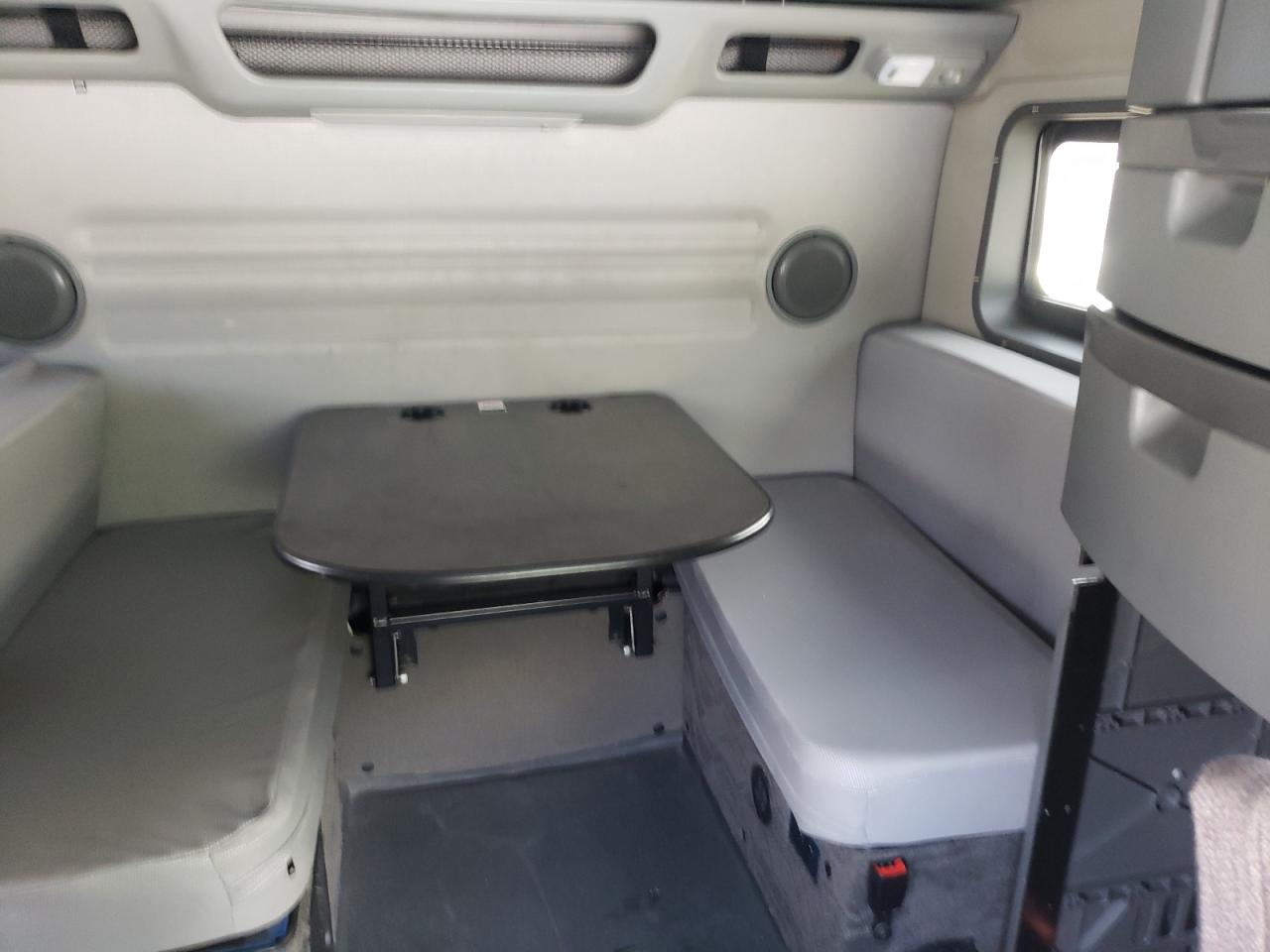 2019 VOLVO Vn VIN 4V4NC9EH7KN904079 photo 6