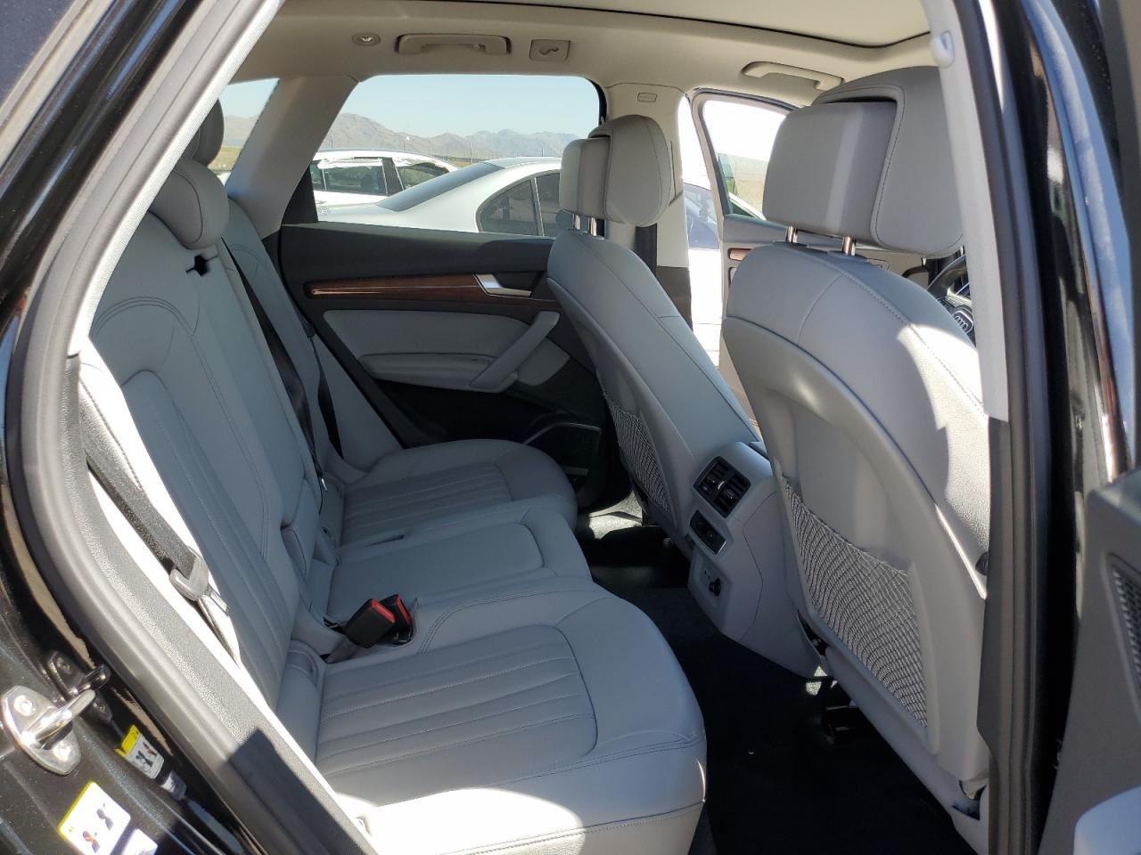 2022 AUDI Q5 VIN WA1EAAFYXN2127351 photo 11