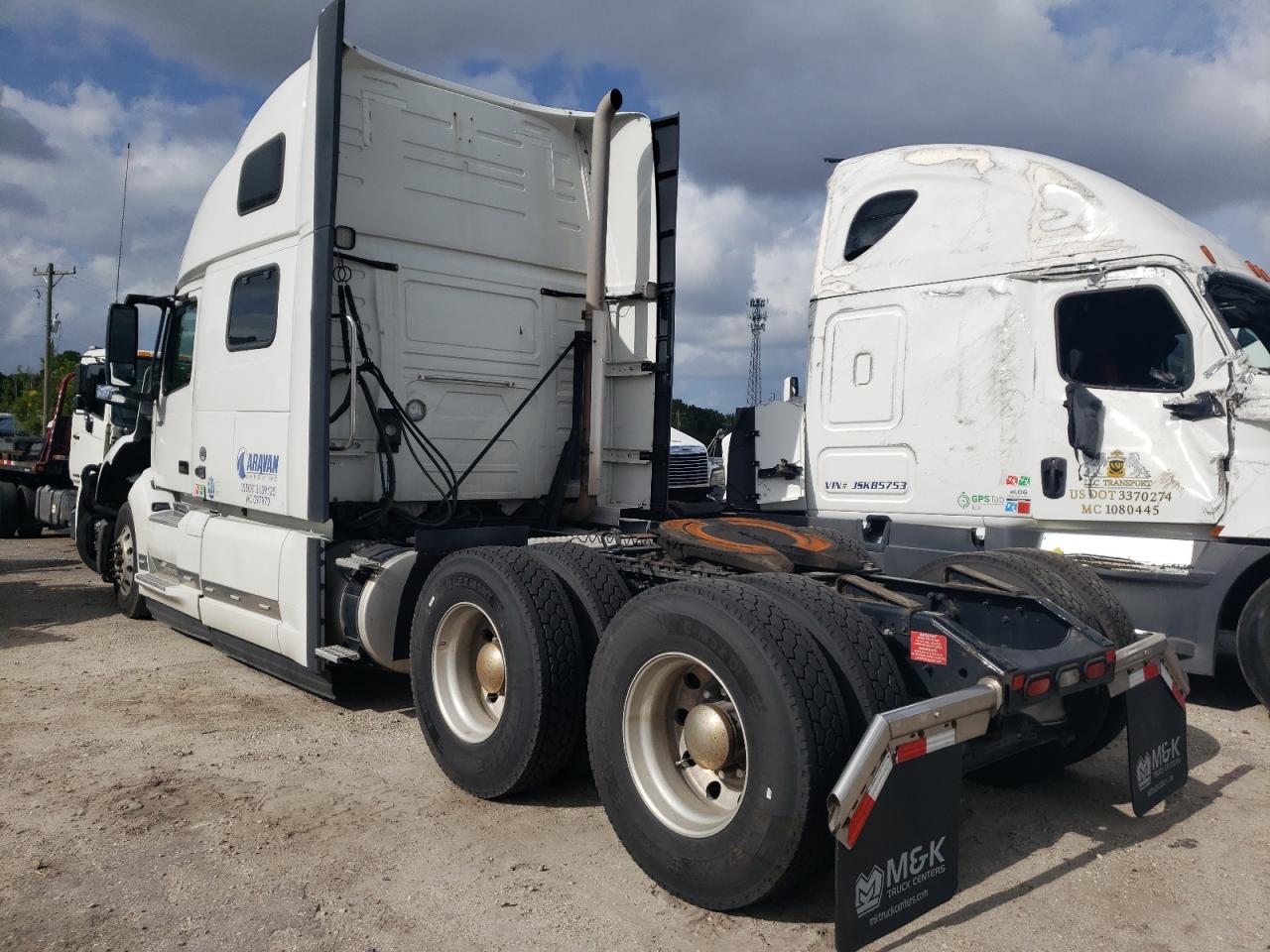 2020 VOLVO Vn VIN 4V4NC9EHXLN254911 photo 3