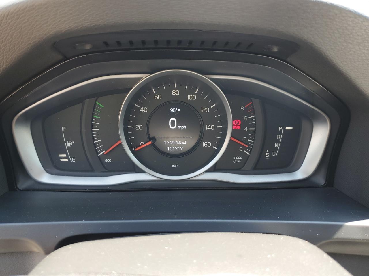 2018 Volvo S60 VIN YV140MTL7J2461338 photo 9