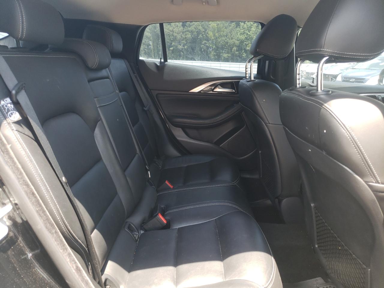 2018 INFINITI Qx30 VIN SJKCH5CP1JA059000 photo 11