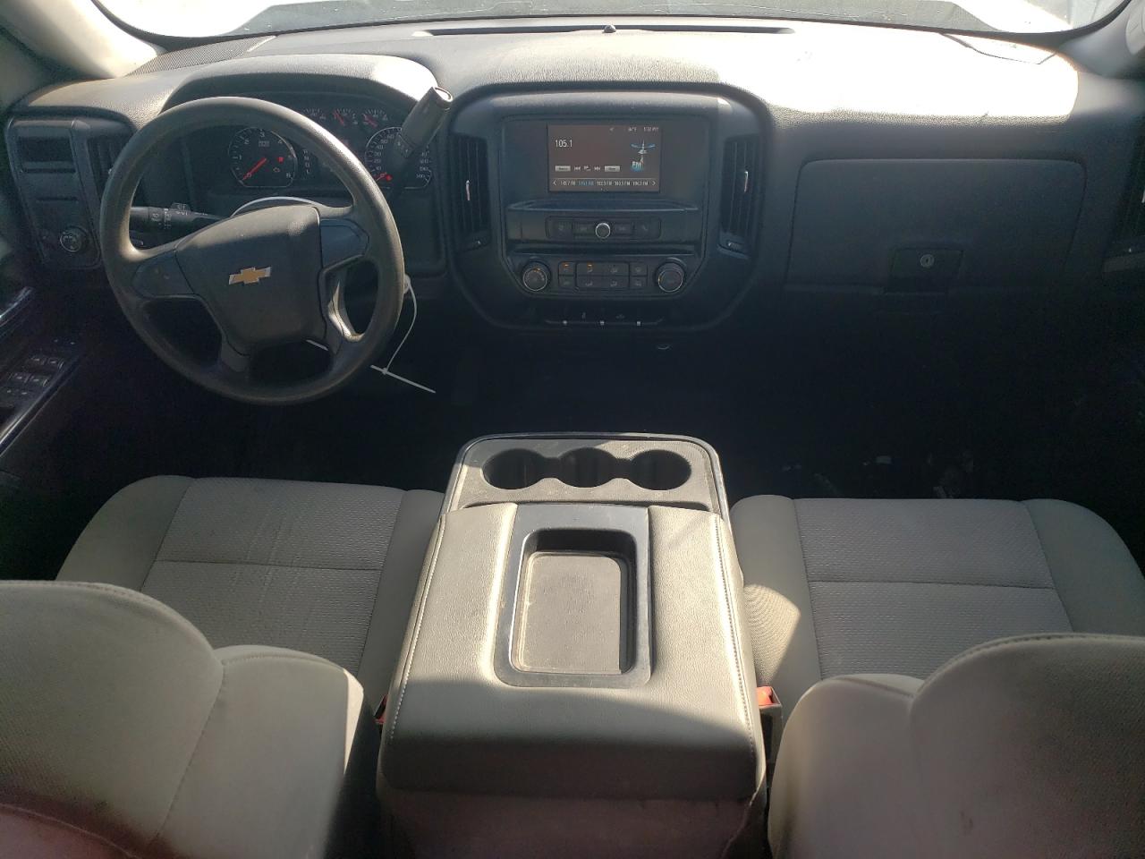 2018 Chevrolet Silverado VIN 1GCRCNEC1JZ215429 photo 8