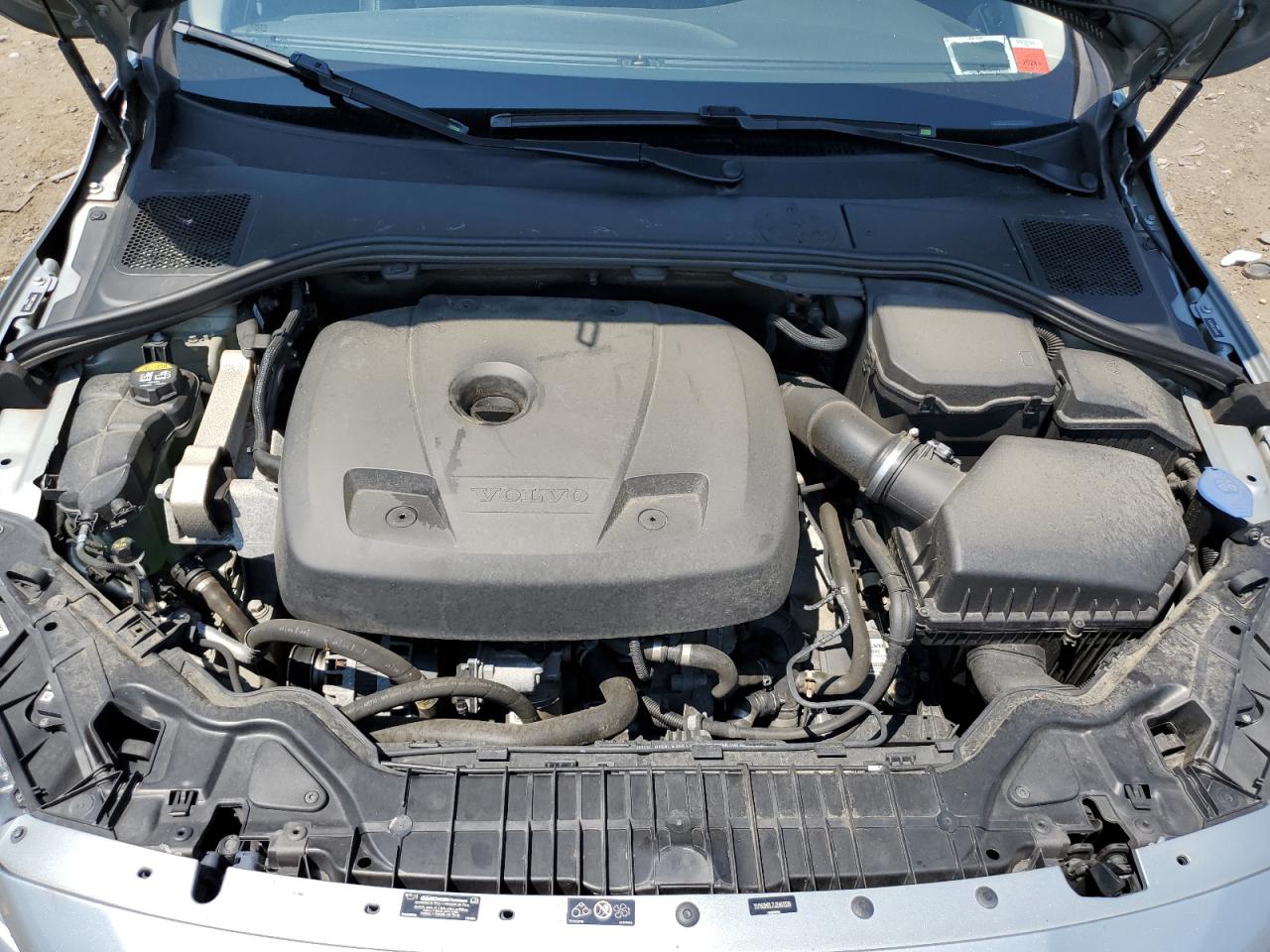 2018 Volvo S60 VIN YV140MTL7J2461338 photo 11