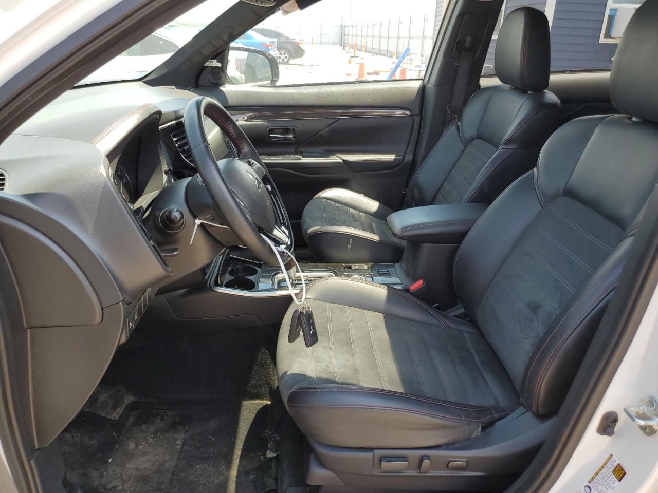 2020 Mitsubishi Outlander VIN JA4AZ3A39LZ017782 photo 7