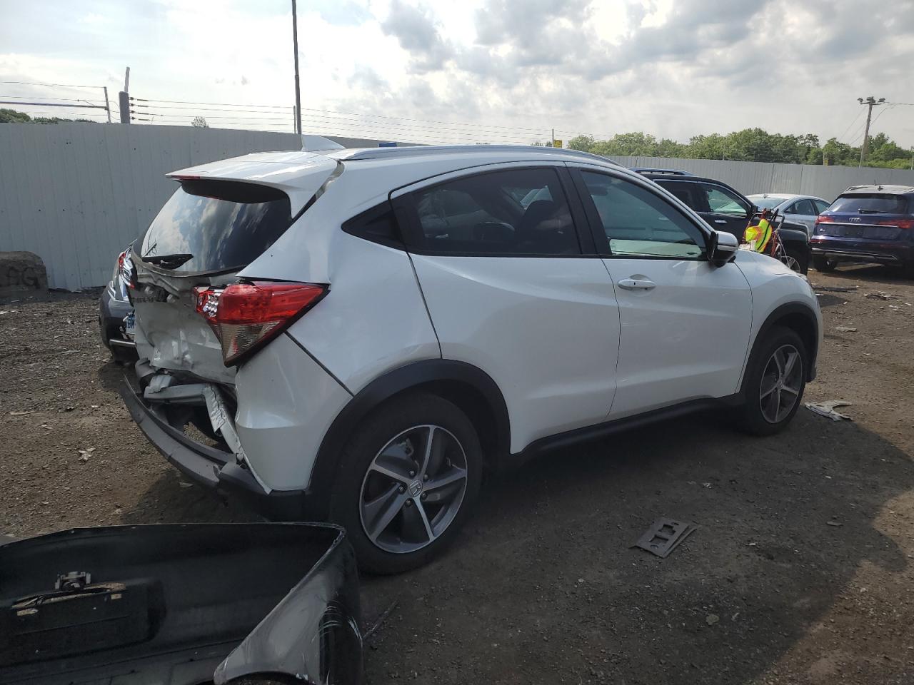 2021 HONDA Hr-v VIN 3CZRU6H53MM734952 photo 3