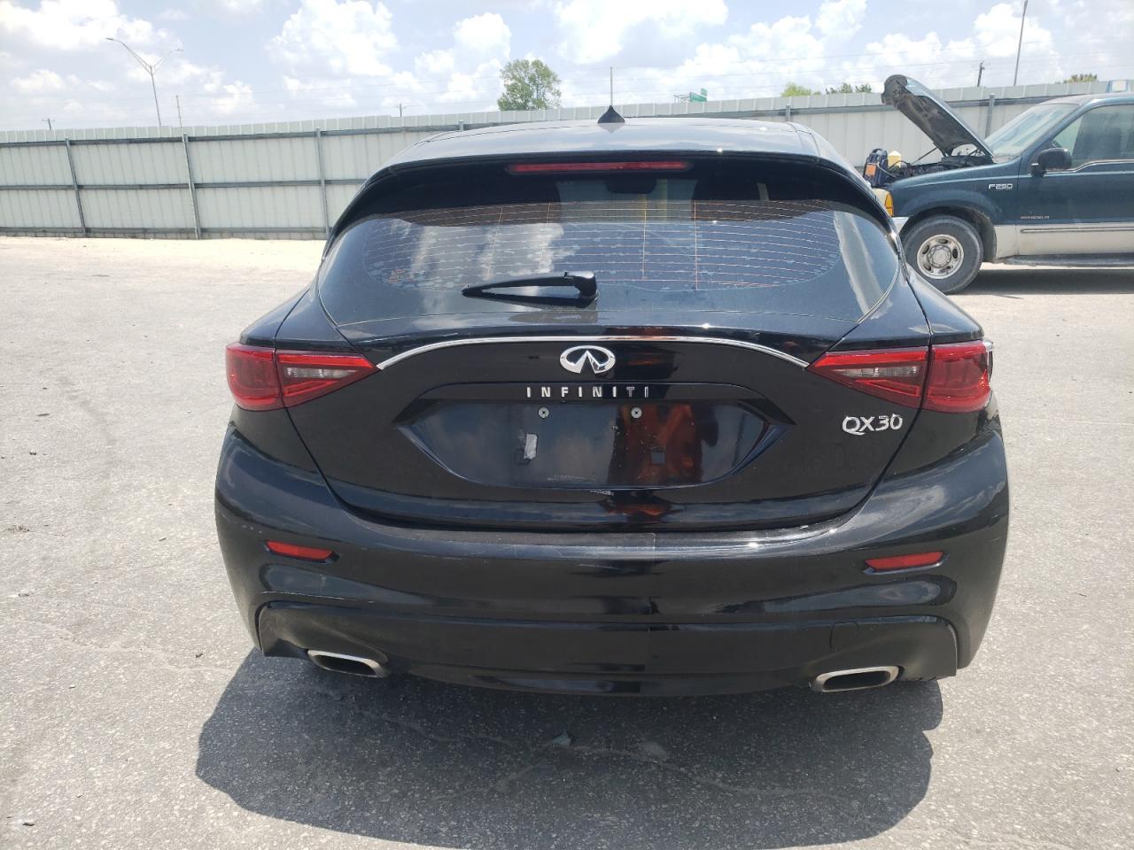 2018 INFINITI Qx30 VIN SJKCH5CP1JA059000 photo 6
