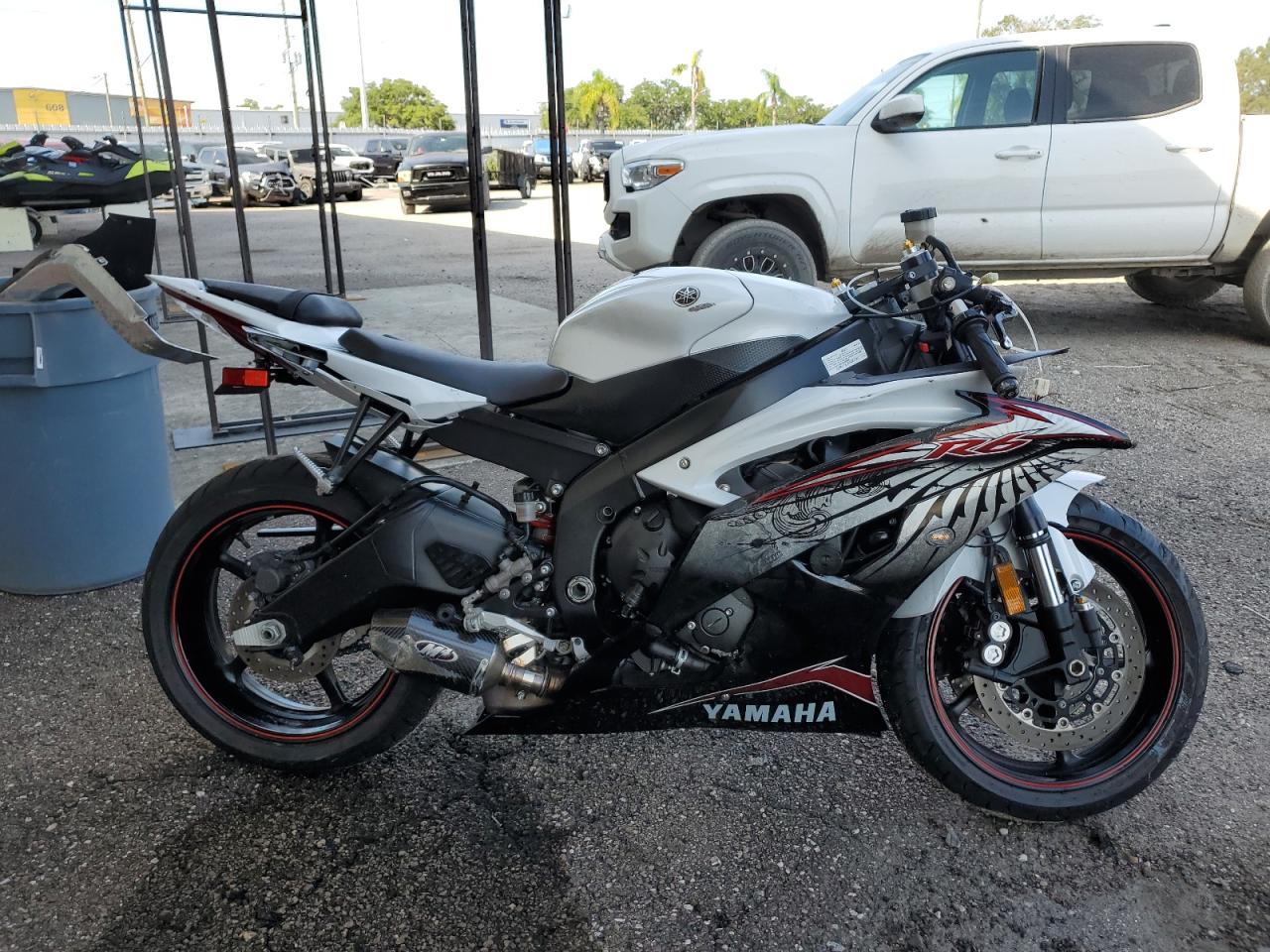 2012 YAMAHA YZFR6 VIN JYARJ16E5CA023121 photo 1