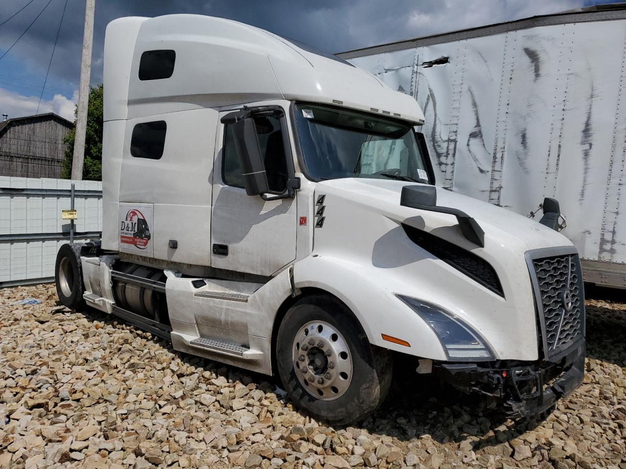 2019 Volvo Vn VIN 4V4NC9EH8KN193587 photo 1