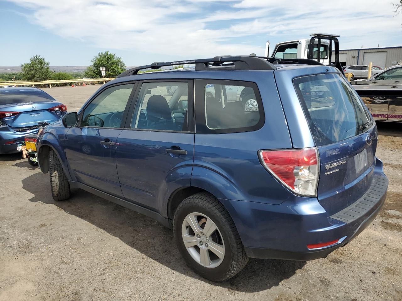 2012 Subaru Forester VIN JF2SHABC5CG467748 photo 2