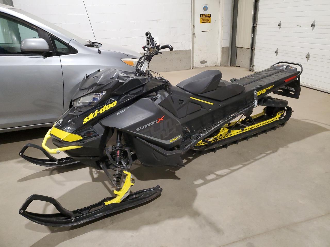 2017 SKIDOO SUMMIT X 8 VIN 2BPSTDHD7HV001167 photo 2