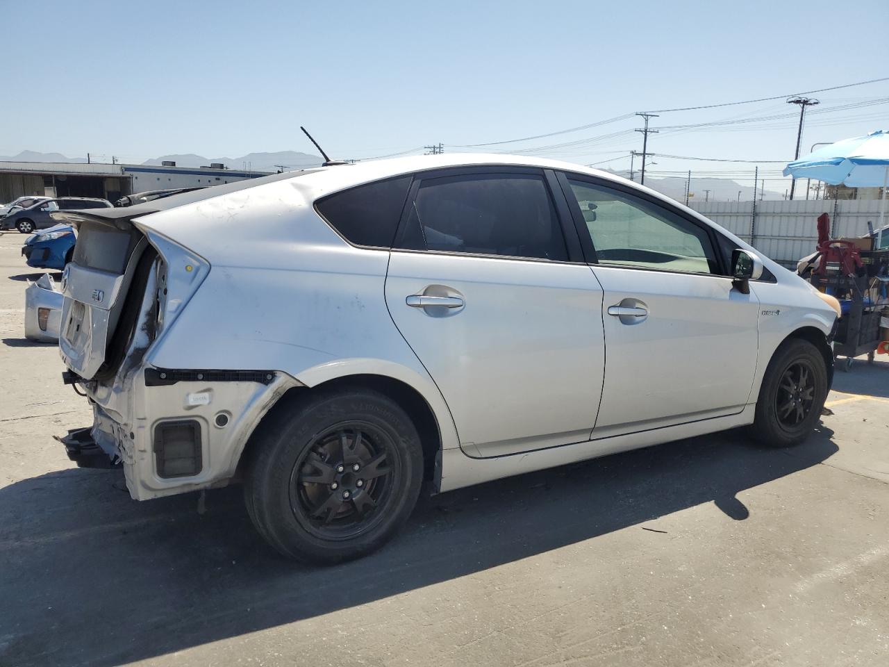 2013 Toyota Prius VIN JTDKN3DU0D0346709 photo 3