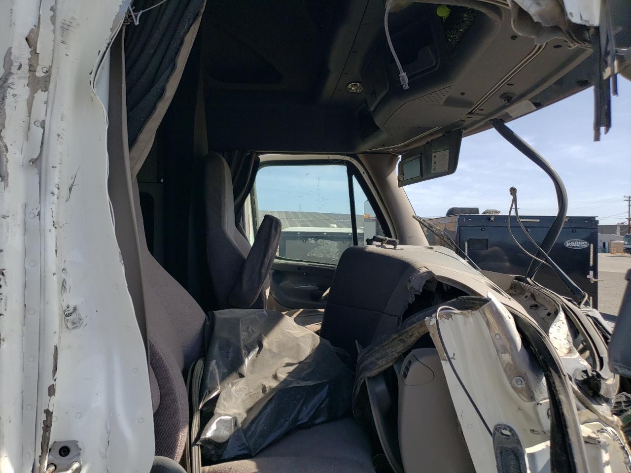 2015 FREIGHTLINER All other VIN 1FUJGLD56FLGL3564 photo 5