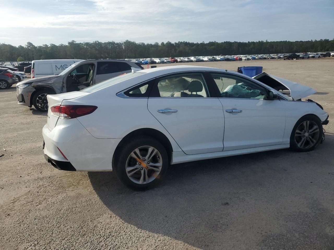 2018 HYUNDAI Sonata spo VIN 5NPE34AF8JH621272 photo 3
