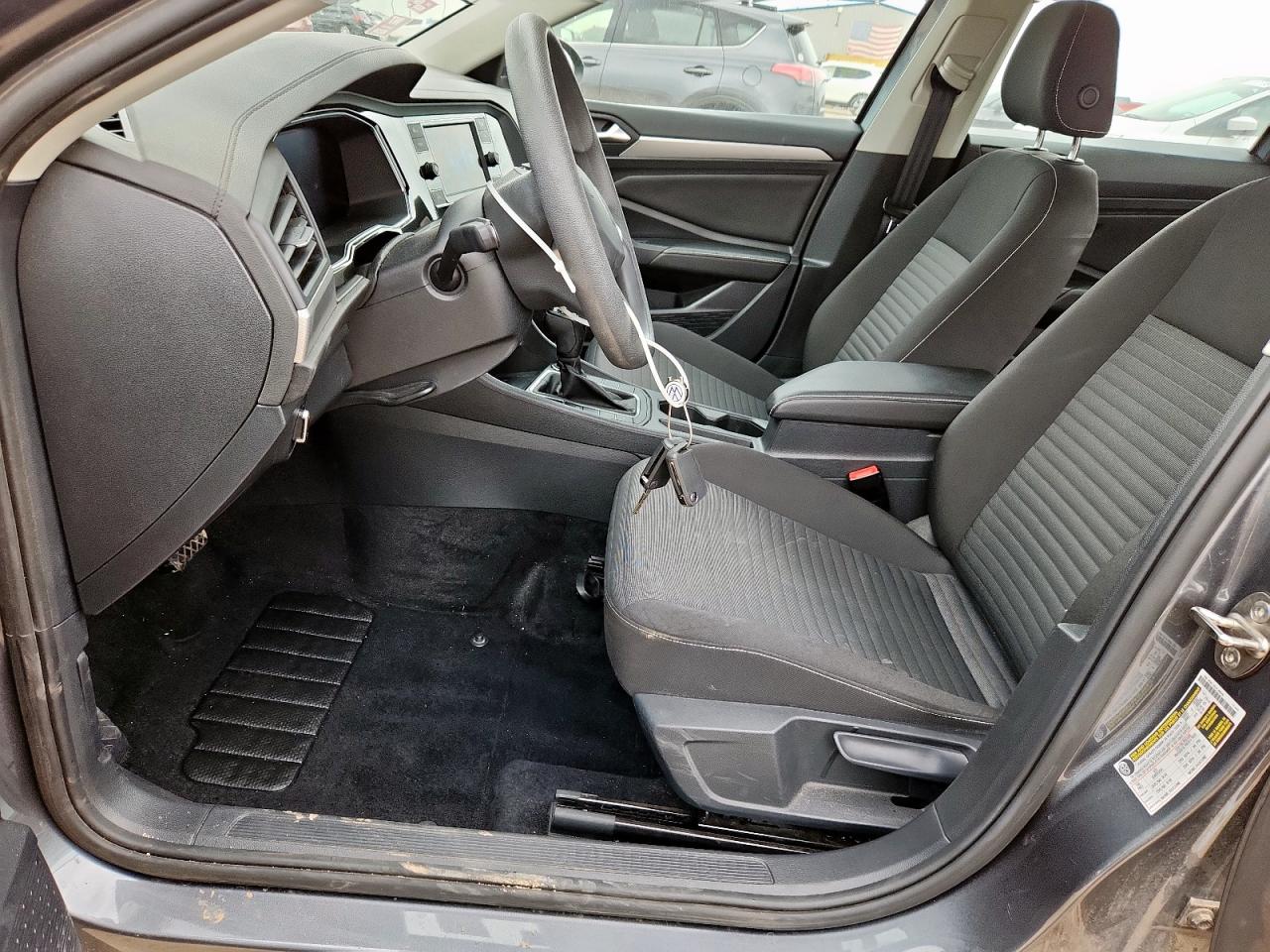 2022 Volkswagen Jetta VIN 3VWCM7BU7NM022122 photo 7