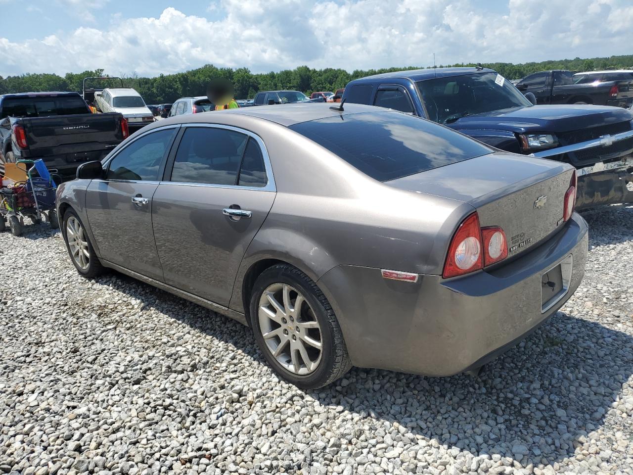 2010 CHEV Malibu VIN 1G1ZE5E08AF323802 photo 2