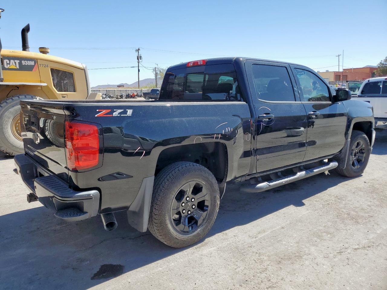 2018 Chevrolet All models VIN 3GCUKRECXJG460864 photo 3