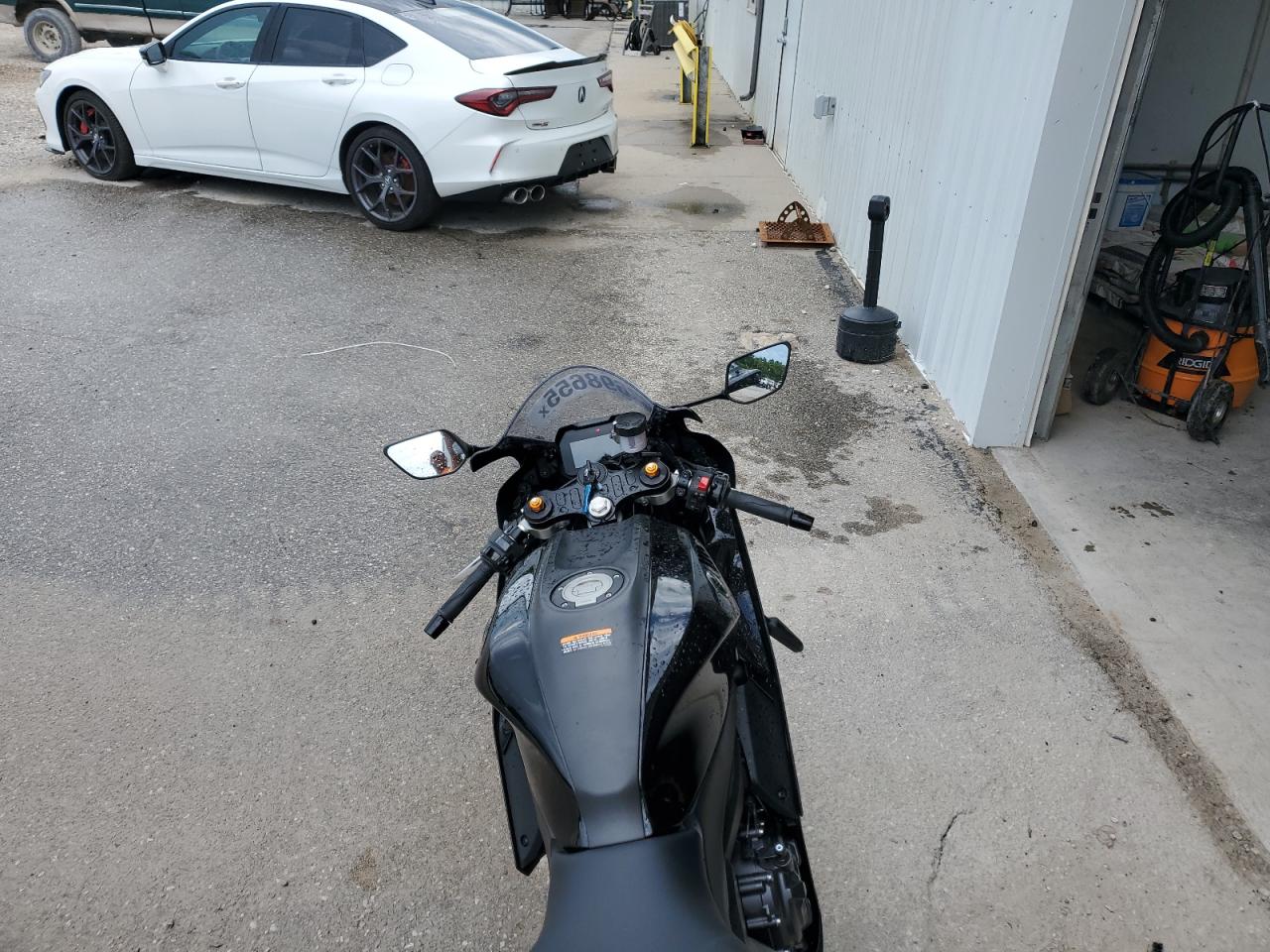 2024 YAMAHA Yzfr7 VIN JYARM38E1RA014201 photo 6