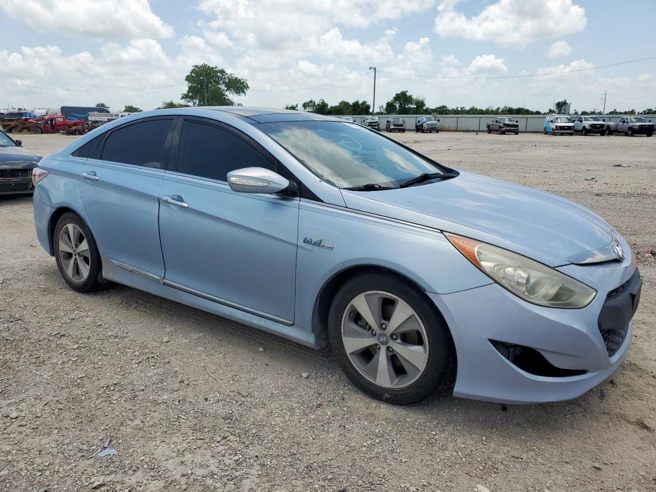 2012 Hyun Sonata VIN KMHEC4A41CA045531 photo 4