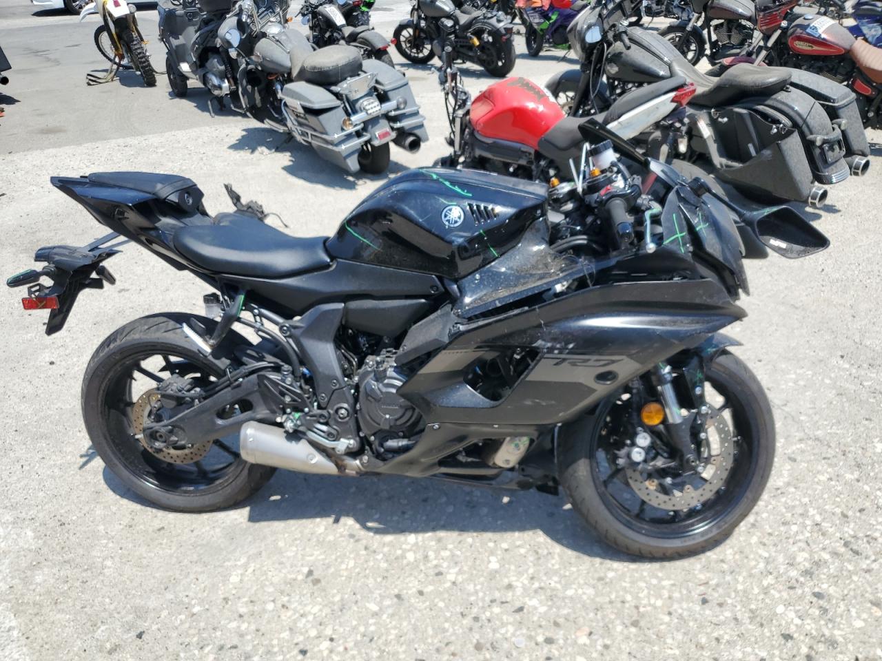 2025 YAMAHA Yzfr7 VIN JYARM38Y2SA003353 photo 1