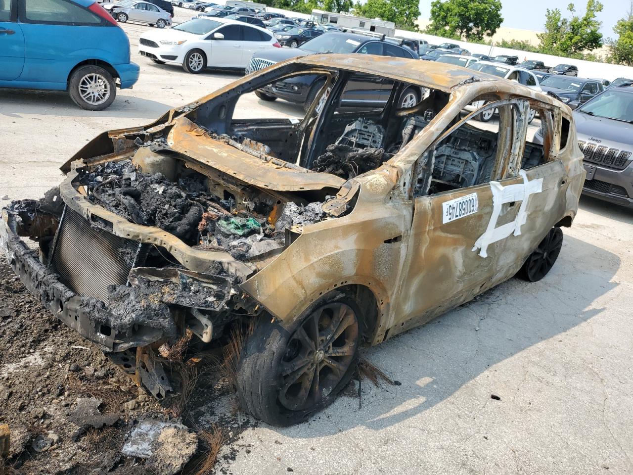 2018 FORD Escape se VIN 1FMCU9GD5JUB50609 photo 1