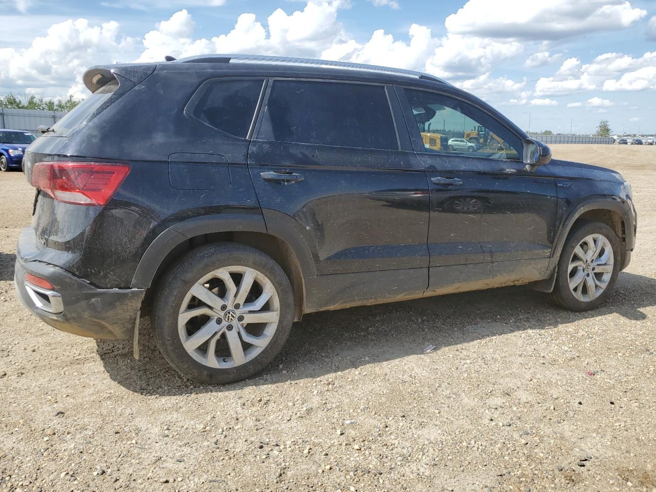 2022 VOLKSWAGEN Taos VIN 3VVLX7B20NM082818 photo 3