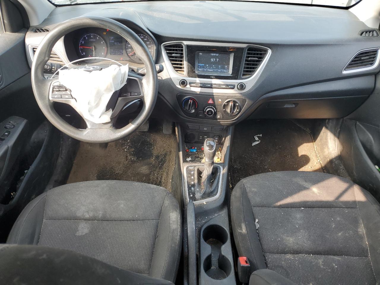 2019 HYUNDAI Accent VIN 3KPC24A33KE086051 photo 8