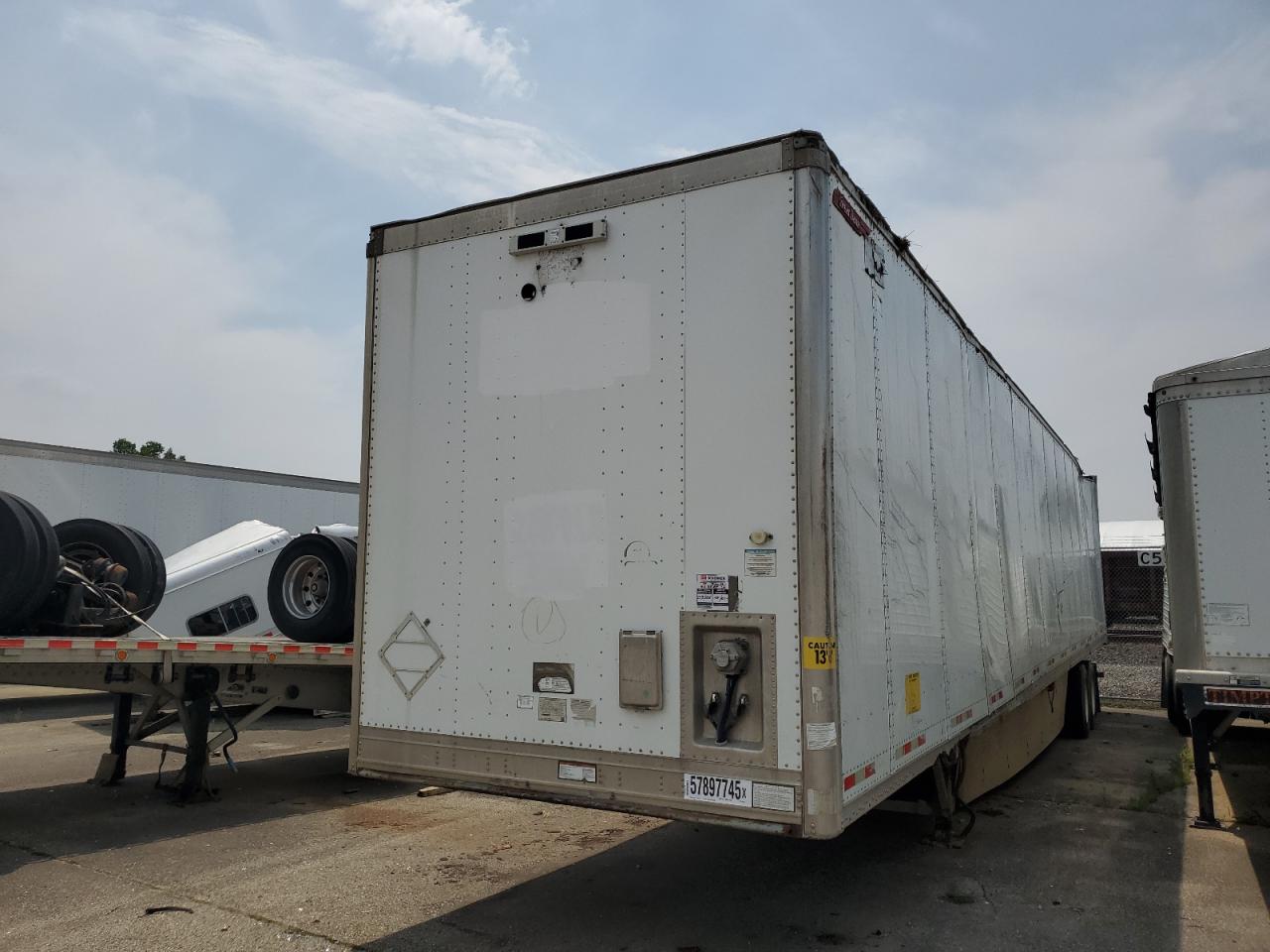 2016 GREAT Trailers VIN 1GRAP0626GK258312 photo 2