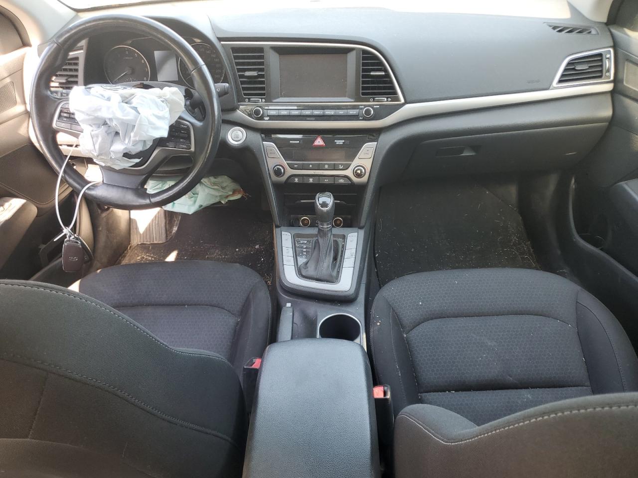 2017 HYUNDAI Elantra VIN KMHD84LF3HU168913 photo 8
