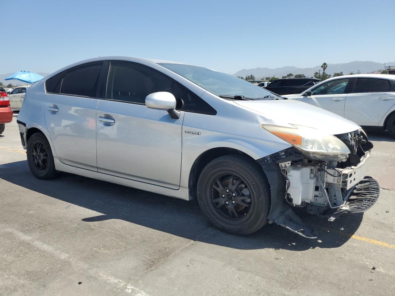 2013 Toyota Prius VIN JTDKN3DU0D0346709 photo 4