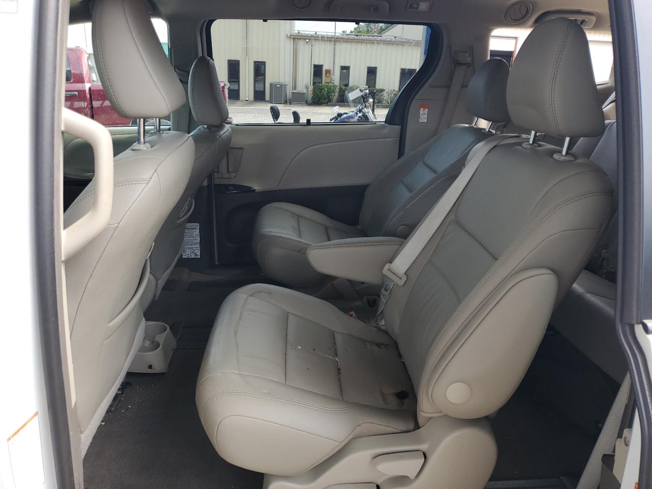 2017 Toyota All models VIN 5TDYZ3DC4HS867912 photo 10