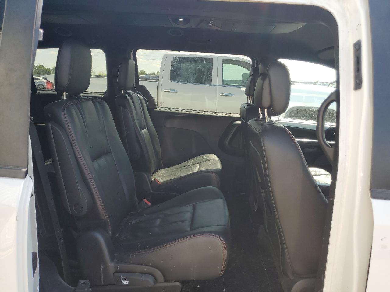 2019 Dodge Grand cara VIN 2C4RDGEG6KR764213 photo 11
