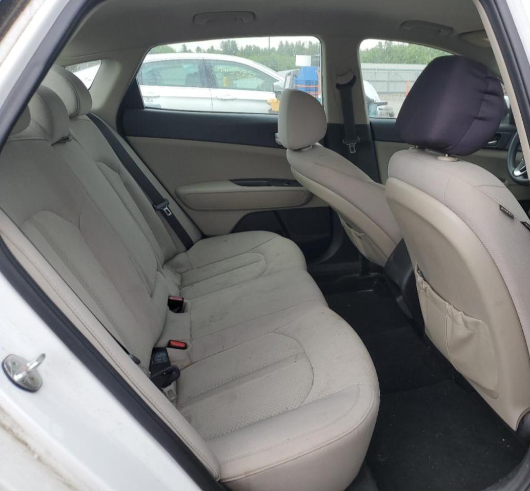 2018 Optima VIN 5XXGT4L39JG263932 photo 10