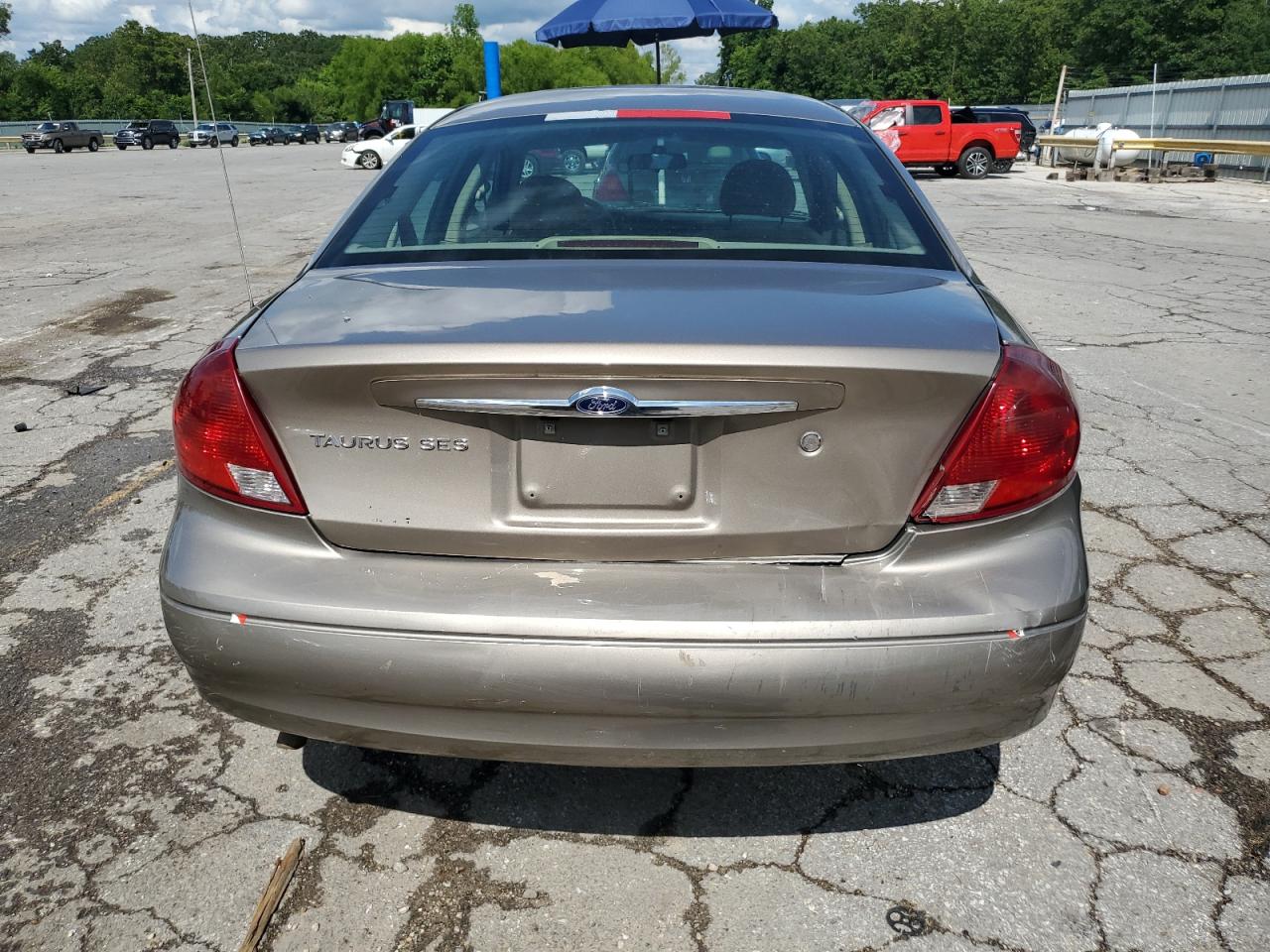 2002 Ford Taurus VIN 1FAFP55U82A145773 photo 6