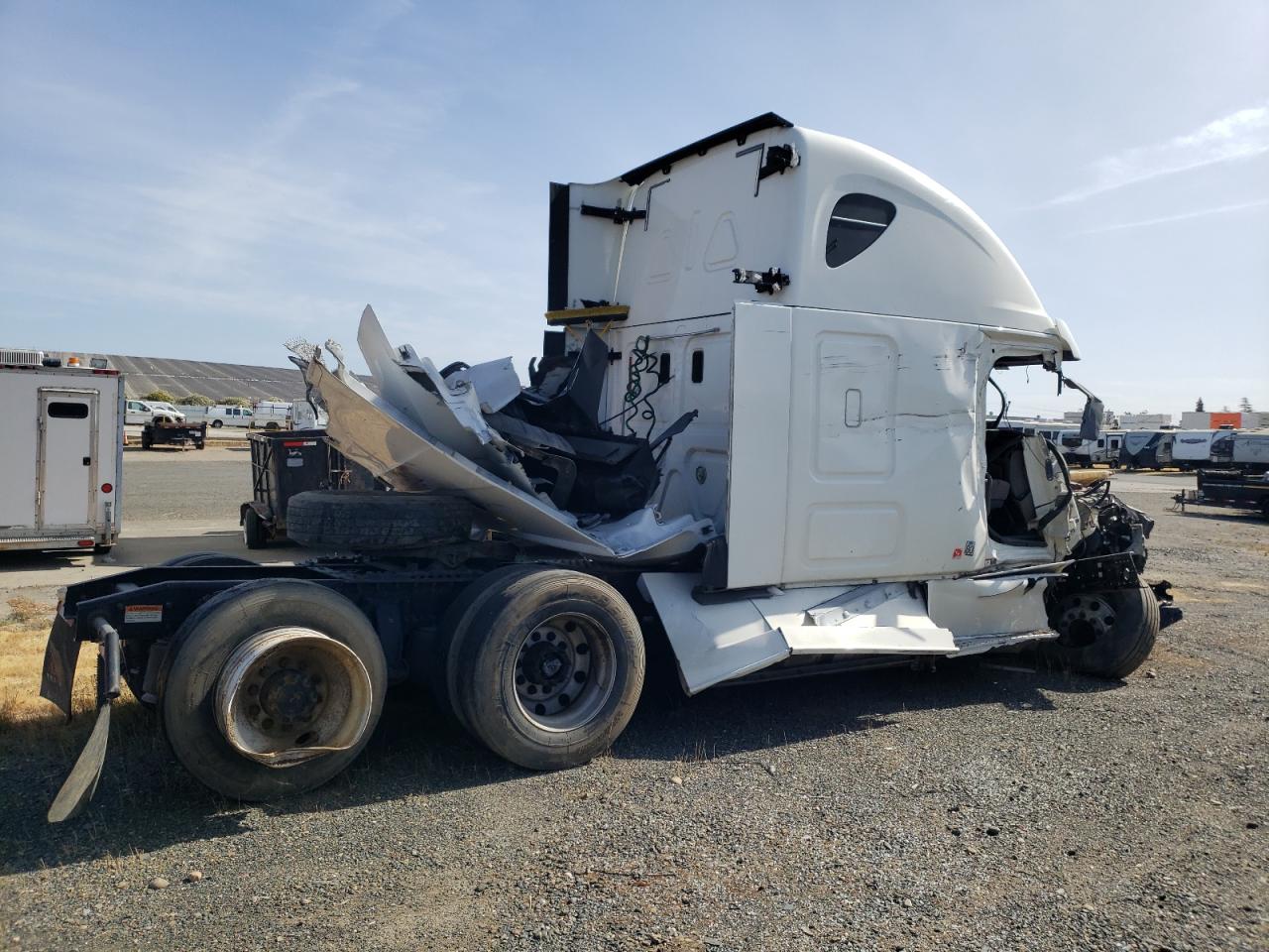 2015 FREIGHTLINER All other VIN 1FUJGLD56FLGL3564 photo 4