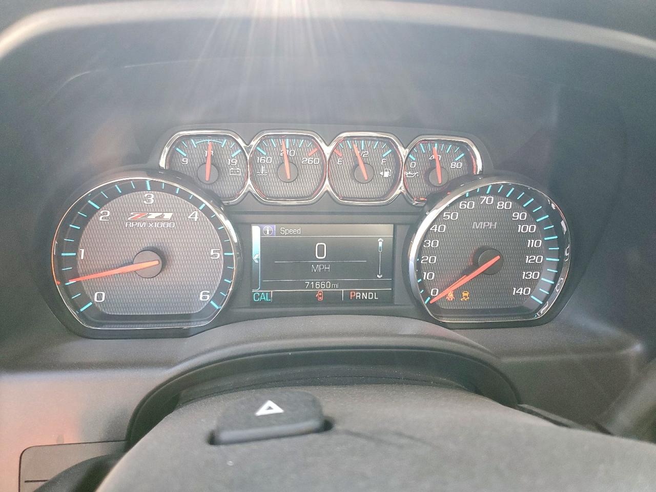 2018 Chevrolet All models VIN 3GCUKRECXJG460864 photo 9
