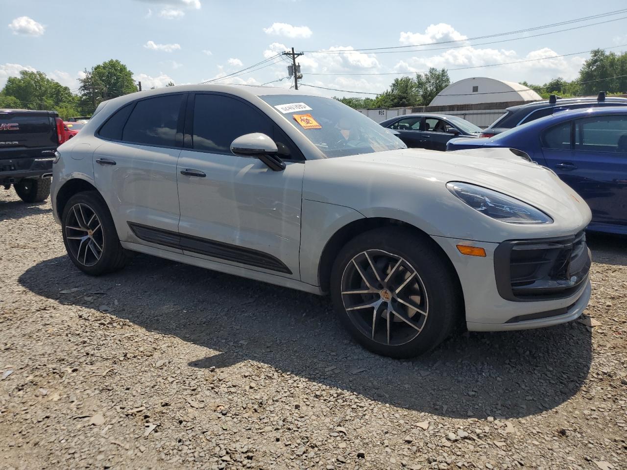 2024 Porsche Macan base VIN WP1AA2A55RLB07403 photo 4