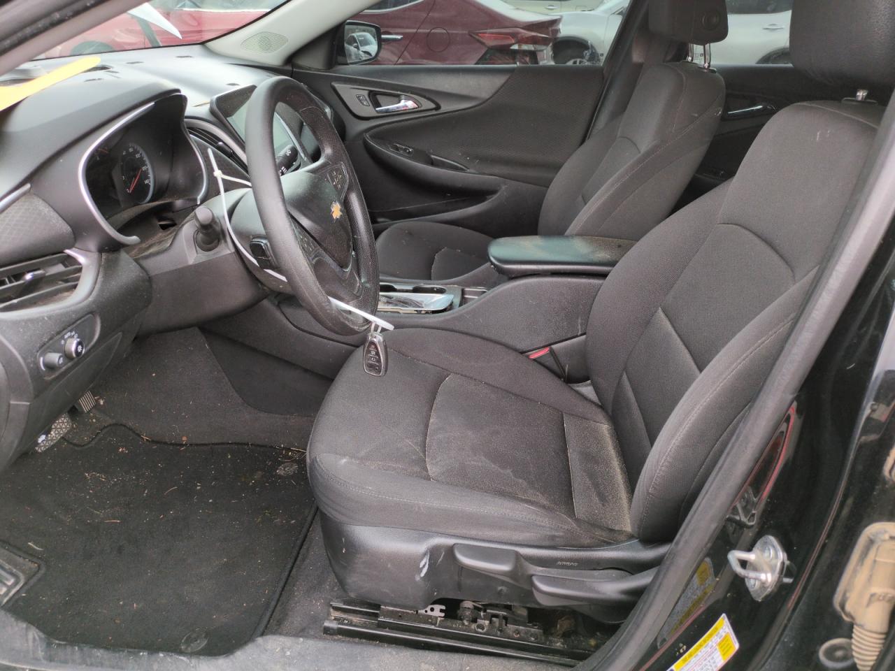 2019 Chev Malibu VIN 1G1ZB5ST3KF206153 photo 7
