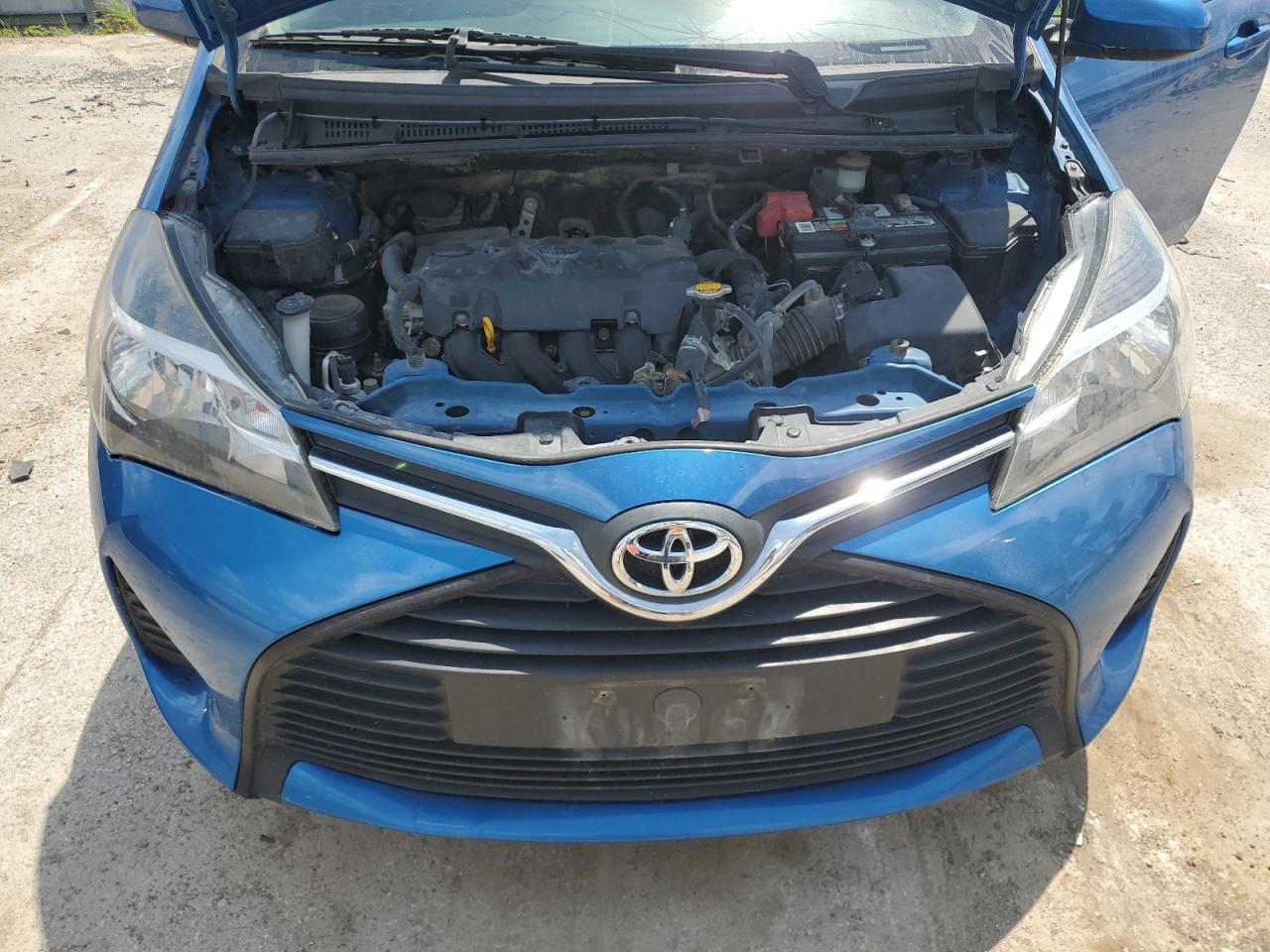 2015 Toyota Yaris VIN VNKKTUD38FA021751 photo 11