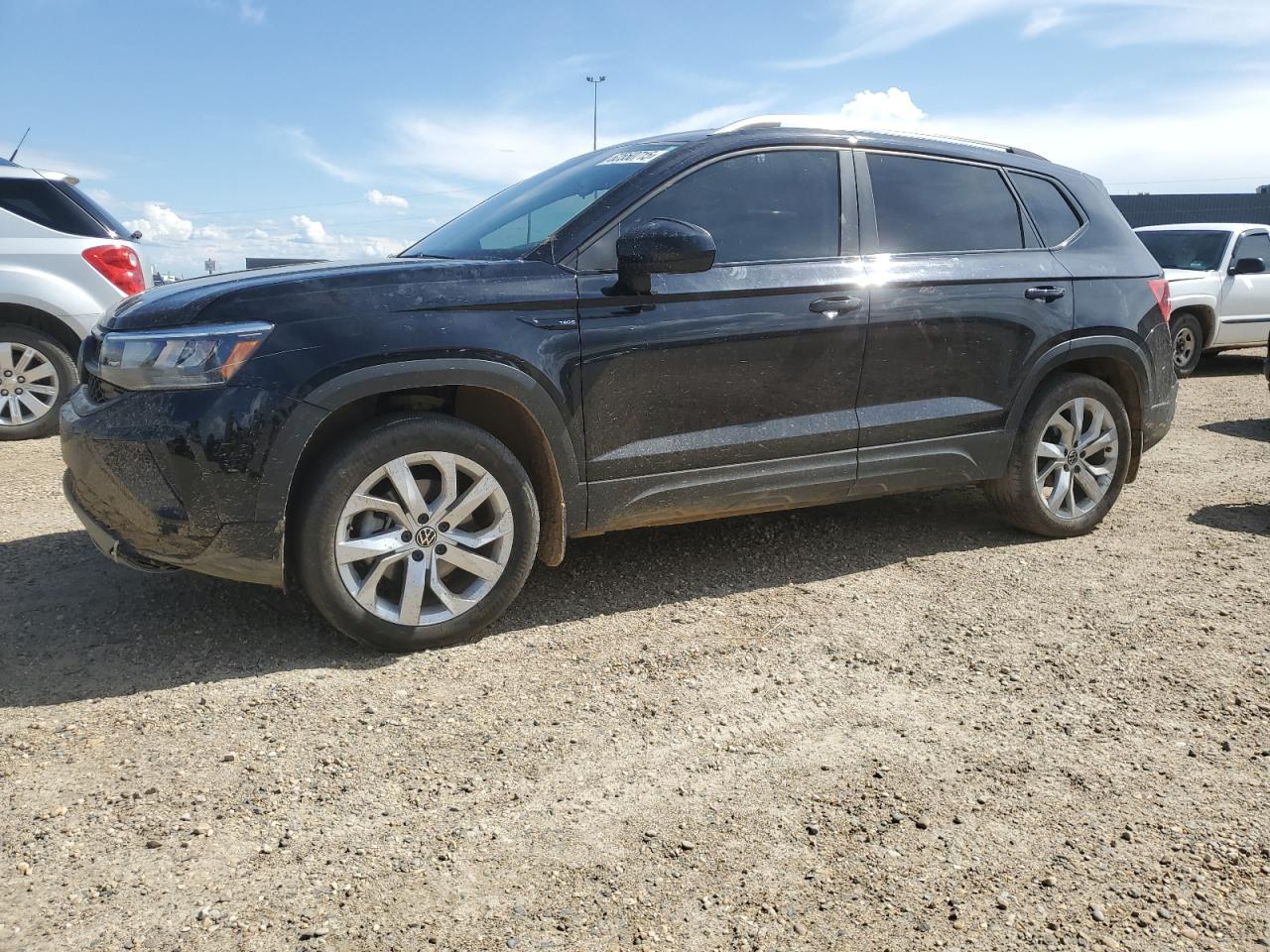 2022 VOLKSWAGEN Taos VIN 3VVLX7B20NM082818 photo 1
