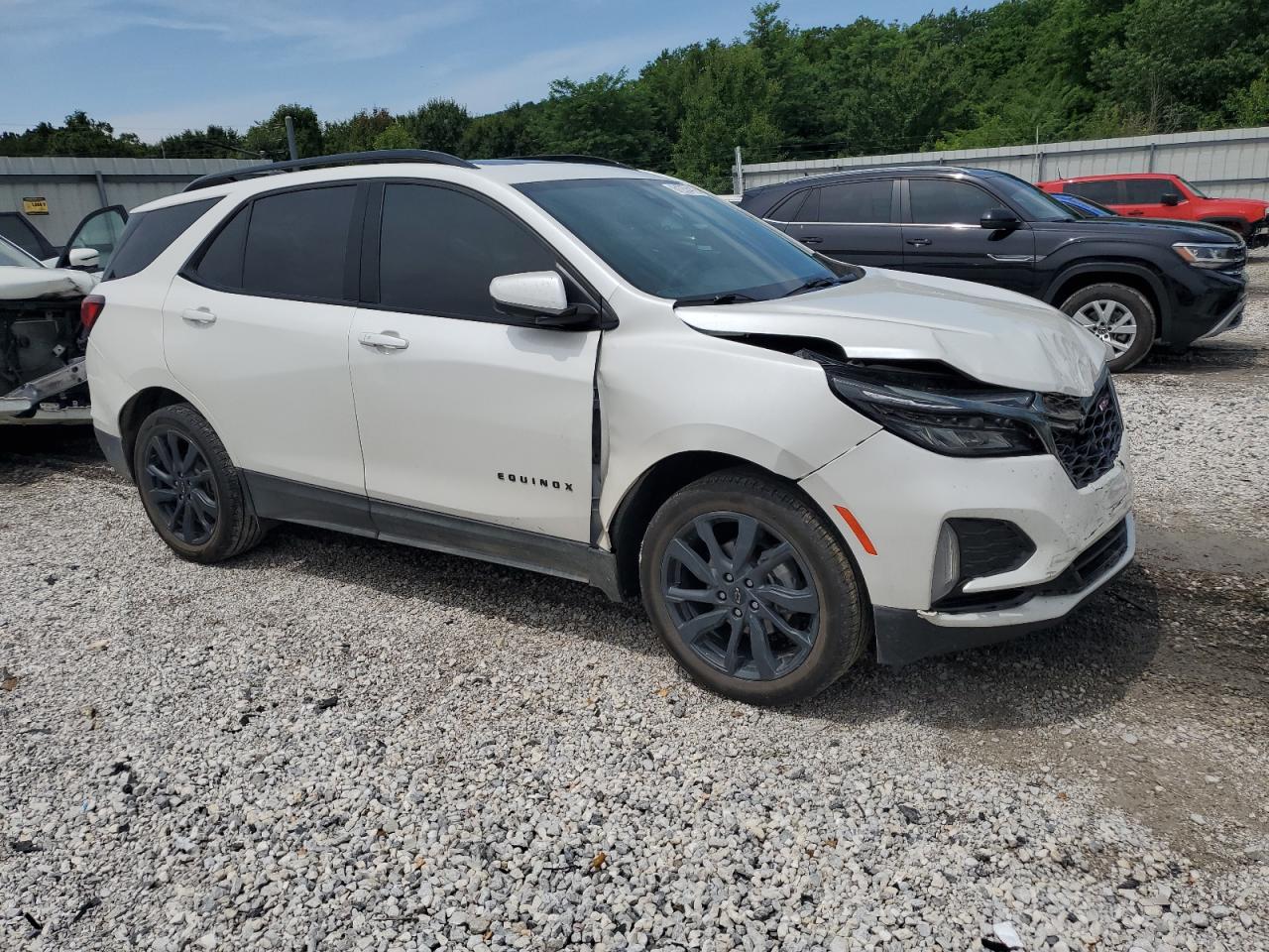 2022 CHEVROLET Equinox rs VIN 2GNAXWEV2N6136417 photo 4