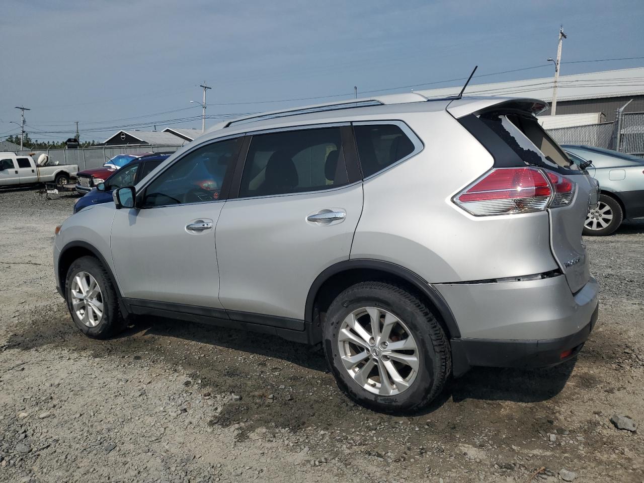 2016 NISSAN Rogue s VIN 5N1AT2MV4GC833625 photo 2