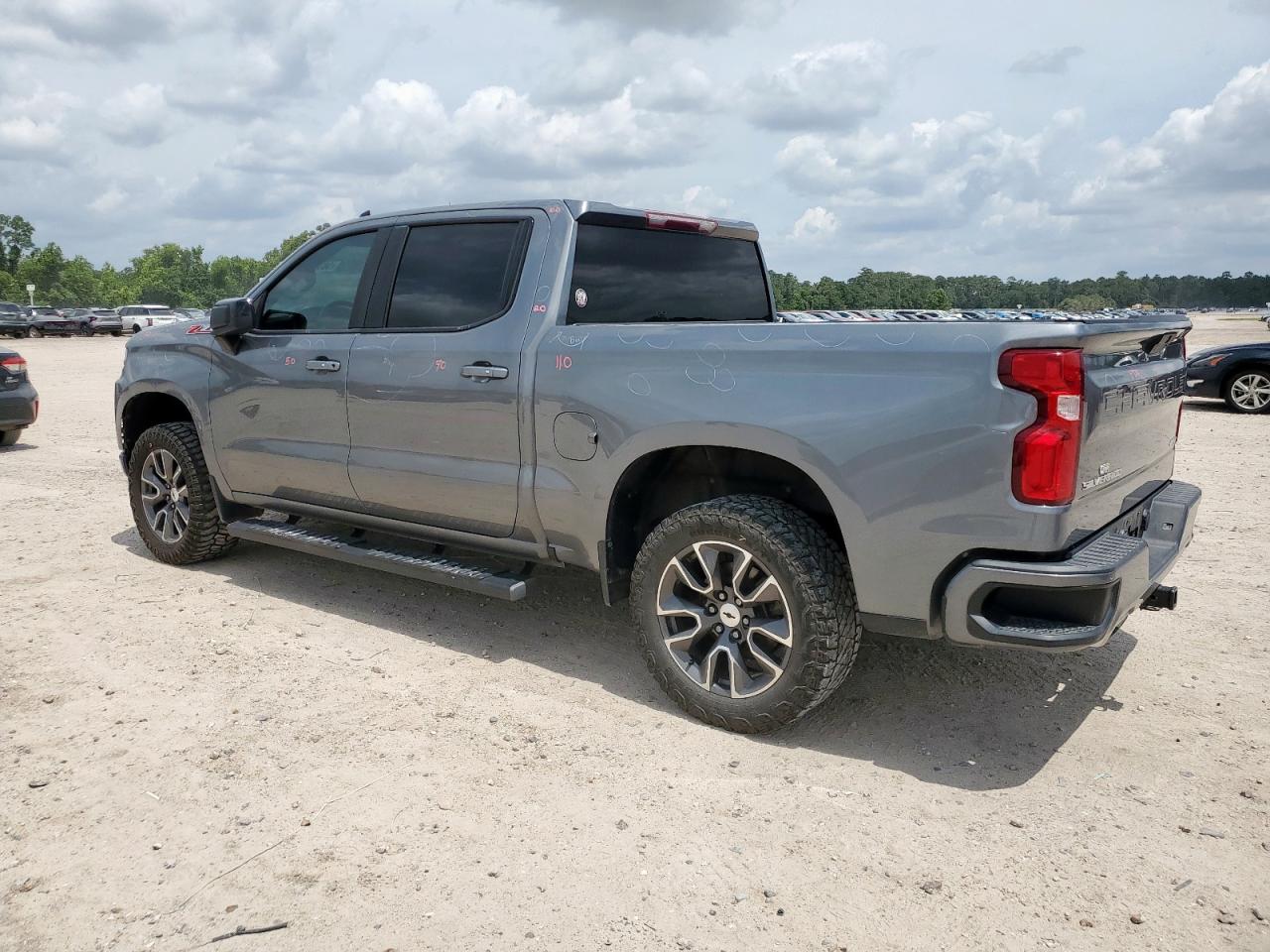 2019 Chevrolet All models VIN 3GCUYEED4KG282144 photo 2