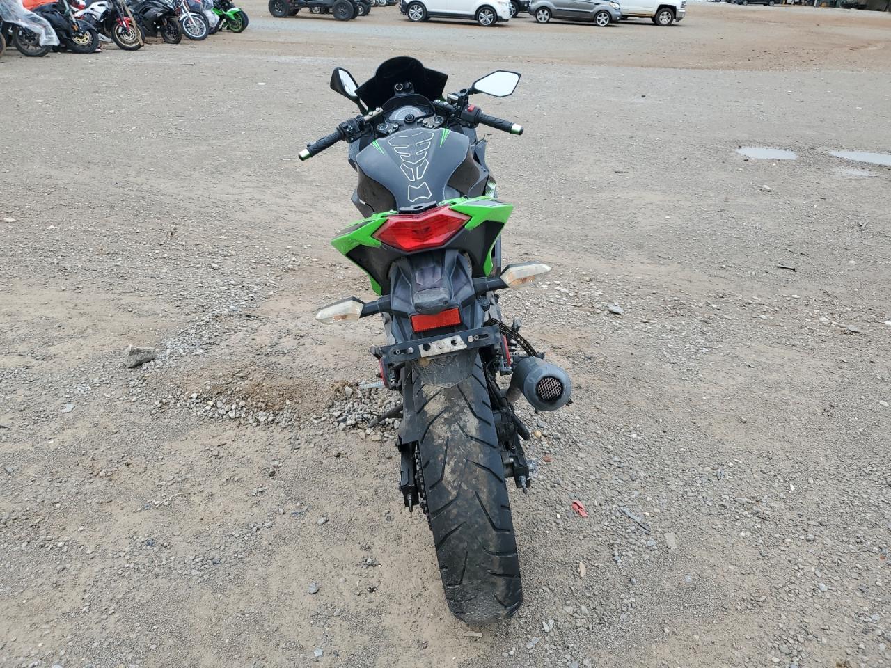 2016 Kawasaki Ex300 b VIN JKAEX8B11GDA29187 photo 4