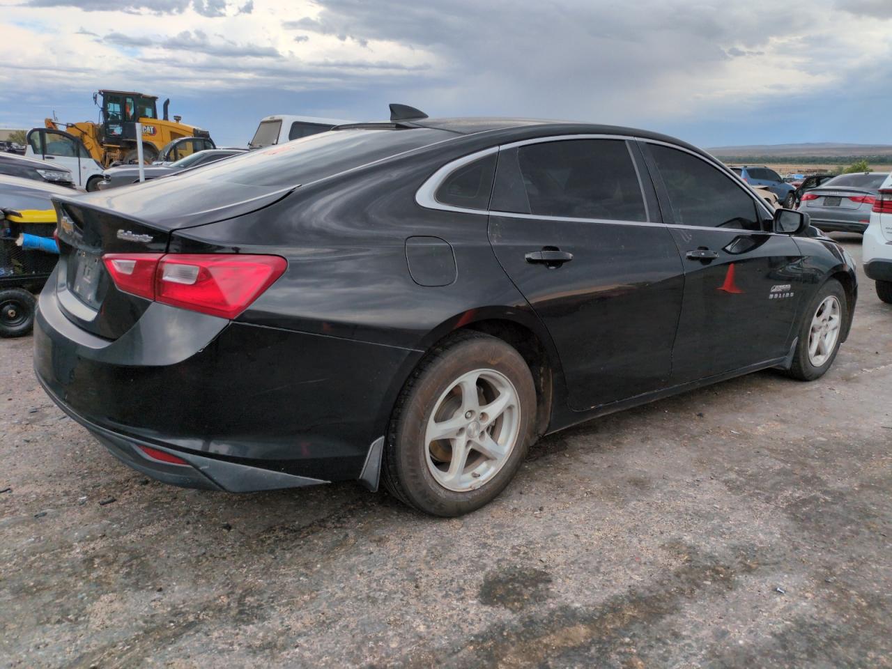 2019 Chev Malibu VIN 1G1ZB5ST3KF206153 photo 3
