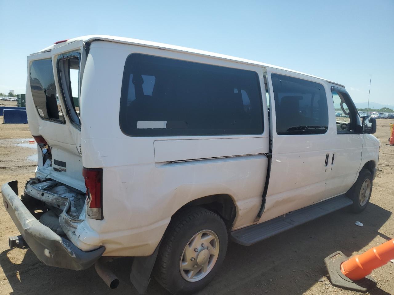 2010 Ford All models VIN 1FBNE3BL6ADA74375 photo 3