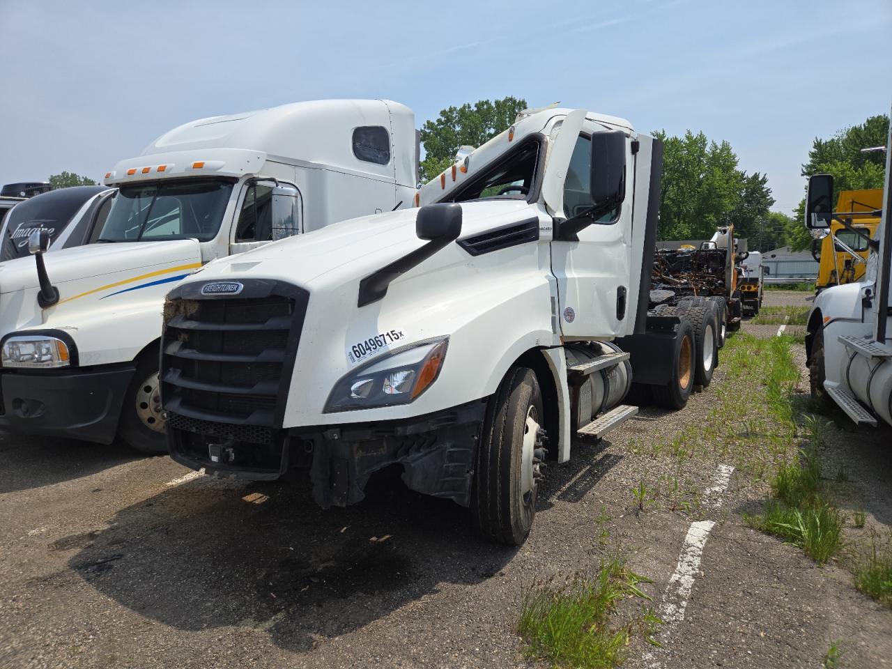 2022 FREIGHTLINER All other VIN 3AKJHLDV6NSMS8792 photo 2