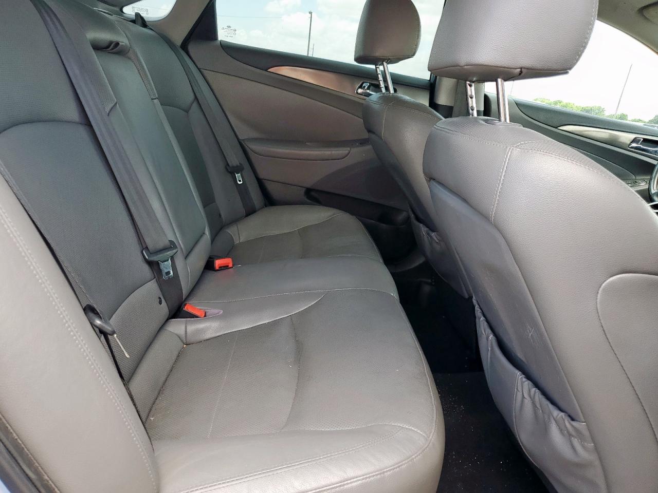2012 Hyun Sonata VIN KMHEC4A41CA045531 photo 10